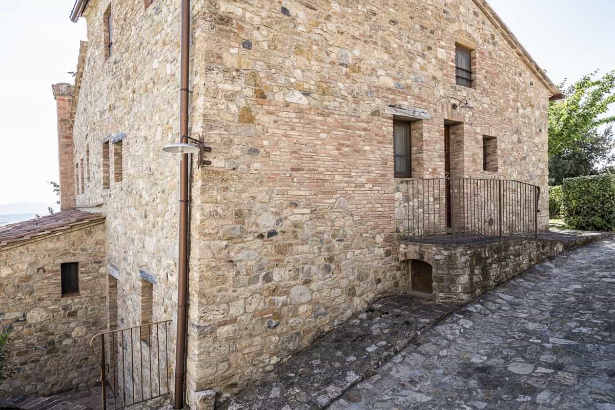 Condominium in San Gimignano, Tuscany 12085997