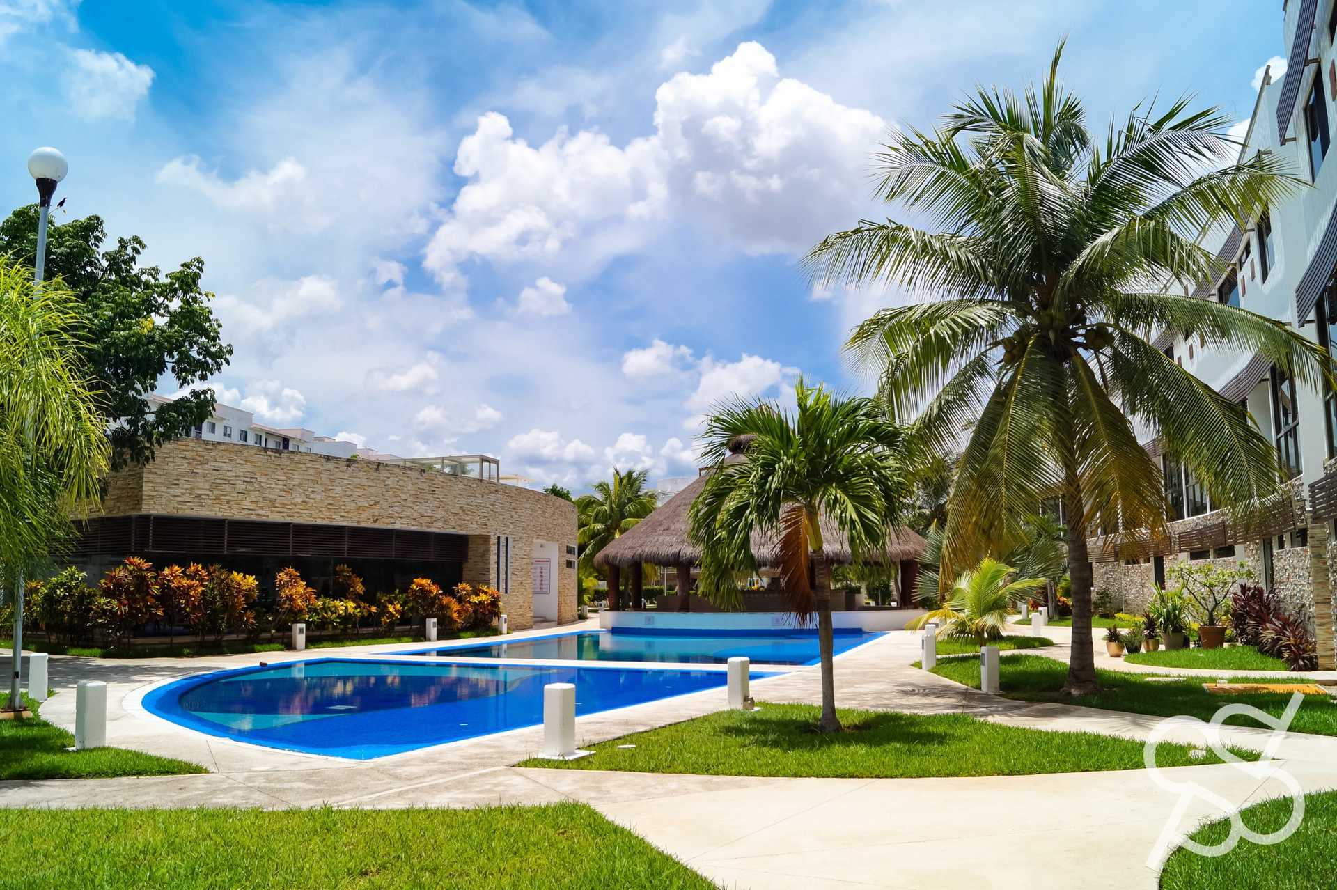 सम्मिलित में Cancún, Quintana Roo 12086010