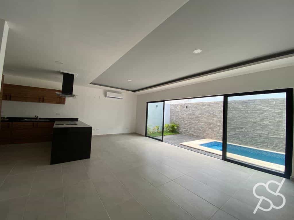 House in Cancun, Quintana Roo 12086021