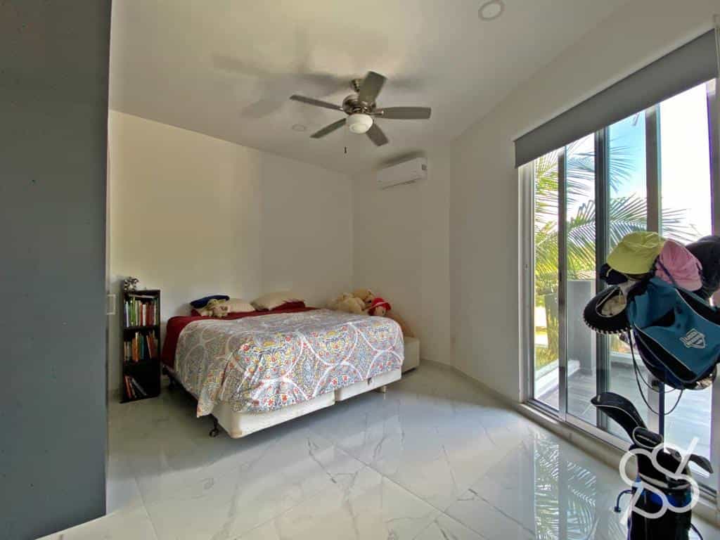 жилой дом в Cancún, Quintana Roo 12086035