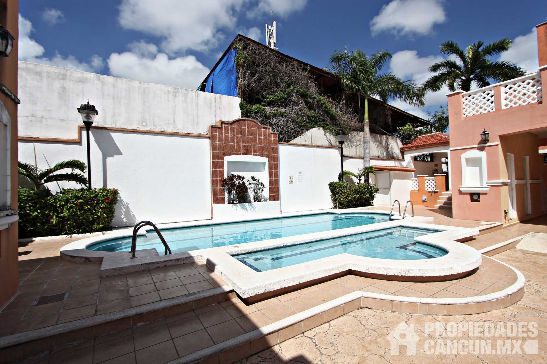 House in Cancun, Quintana Roo 12086199