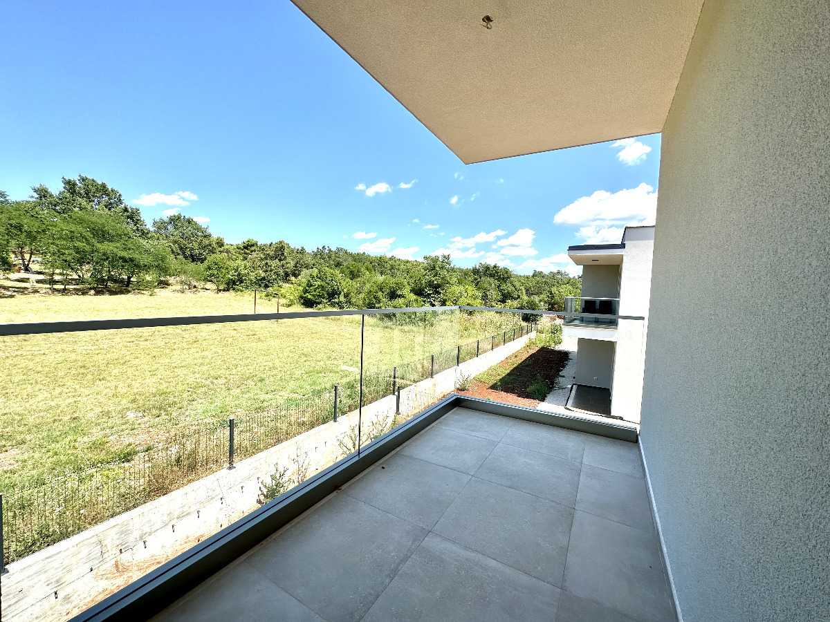 Condominium in Umag, Istria County 12086535