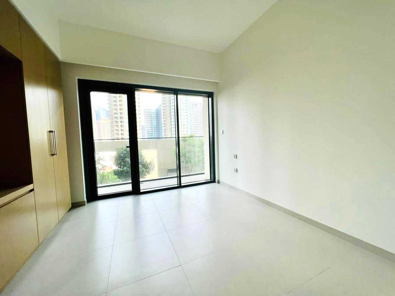 Condominium in دبي, دبي 12086845