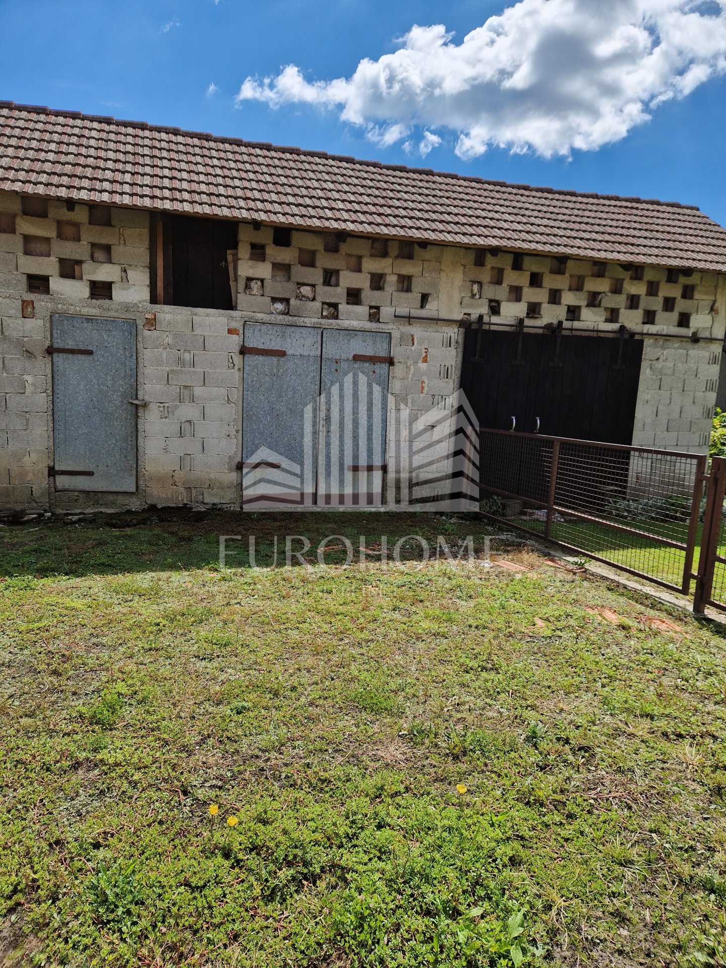 House in Donji Desinec, Zagreb County 12086934