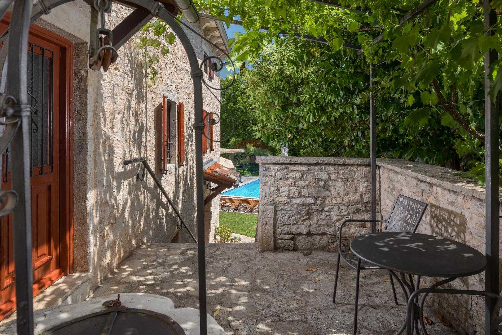 жилой дом в Tinjan, Istarska Zupanija 12087008