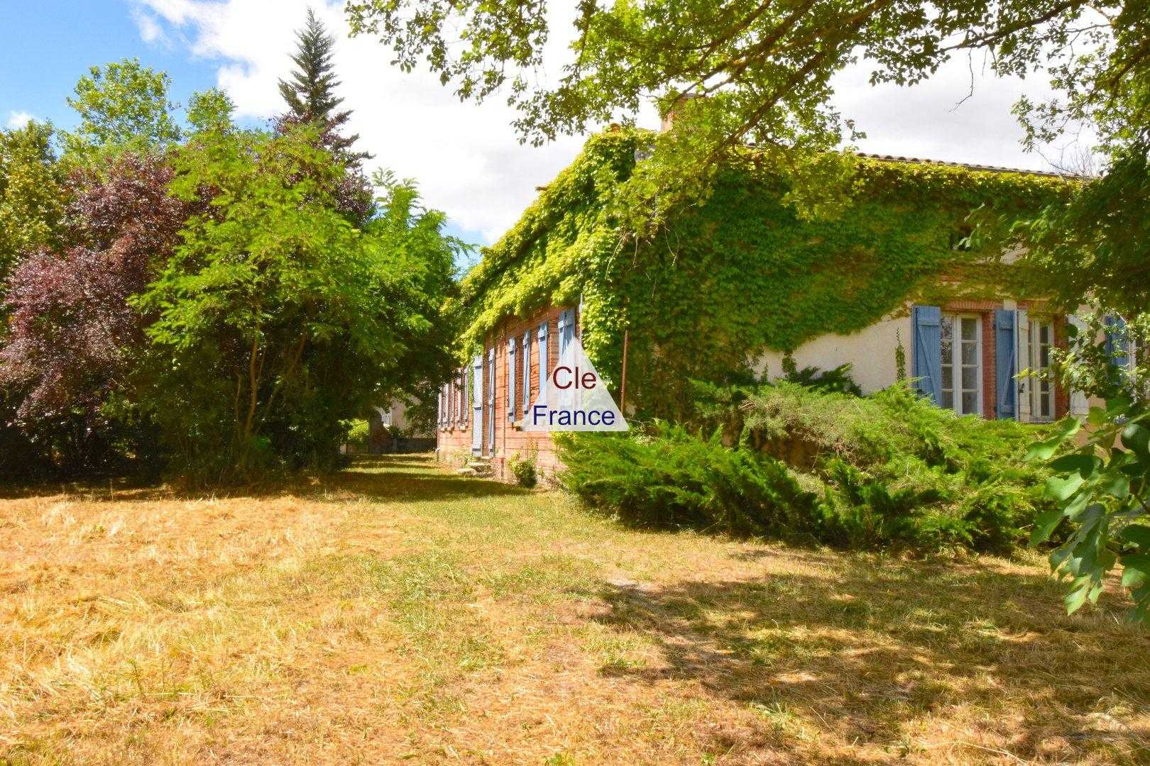 Dom w Saubens, Occitanie 12087536