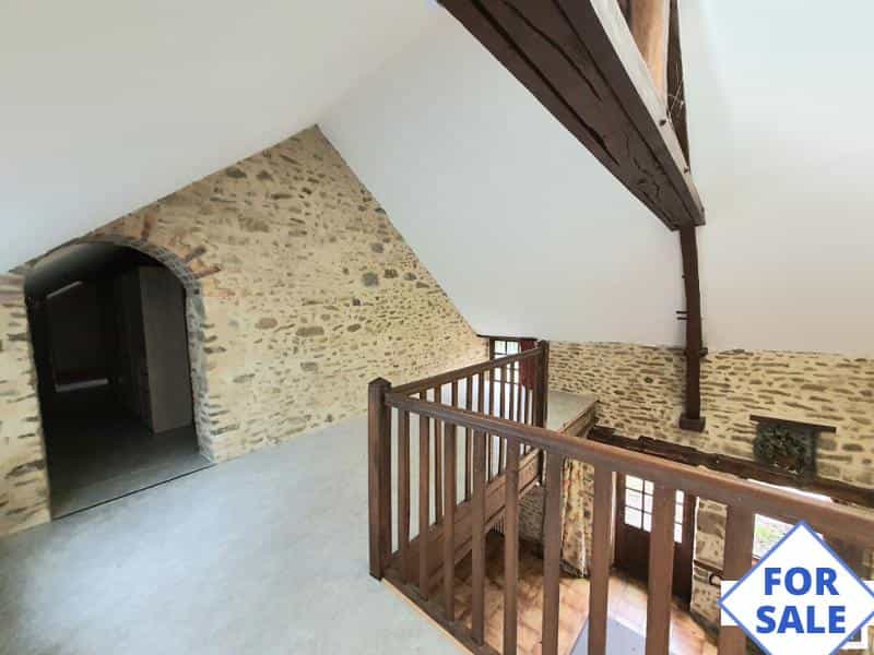 Dom w Ravigny, Pays de la Loire 12087634