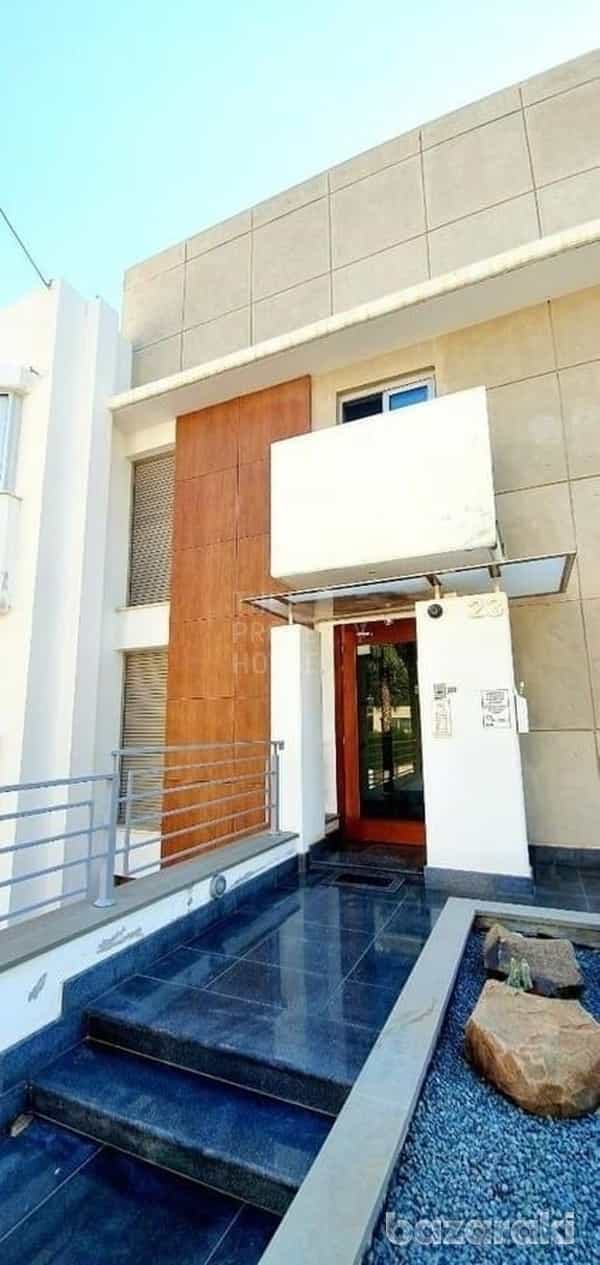 Condominium in Limassol, Lemesos 12088158