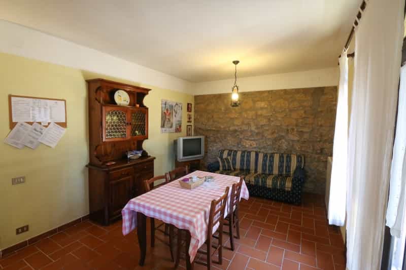 Condominio en Volterra, Tuscany 12088302