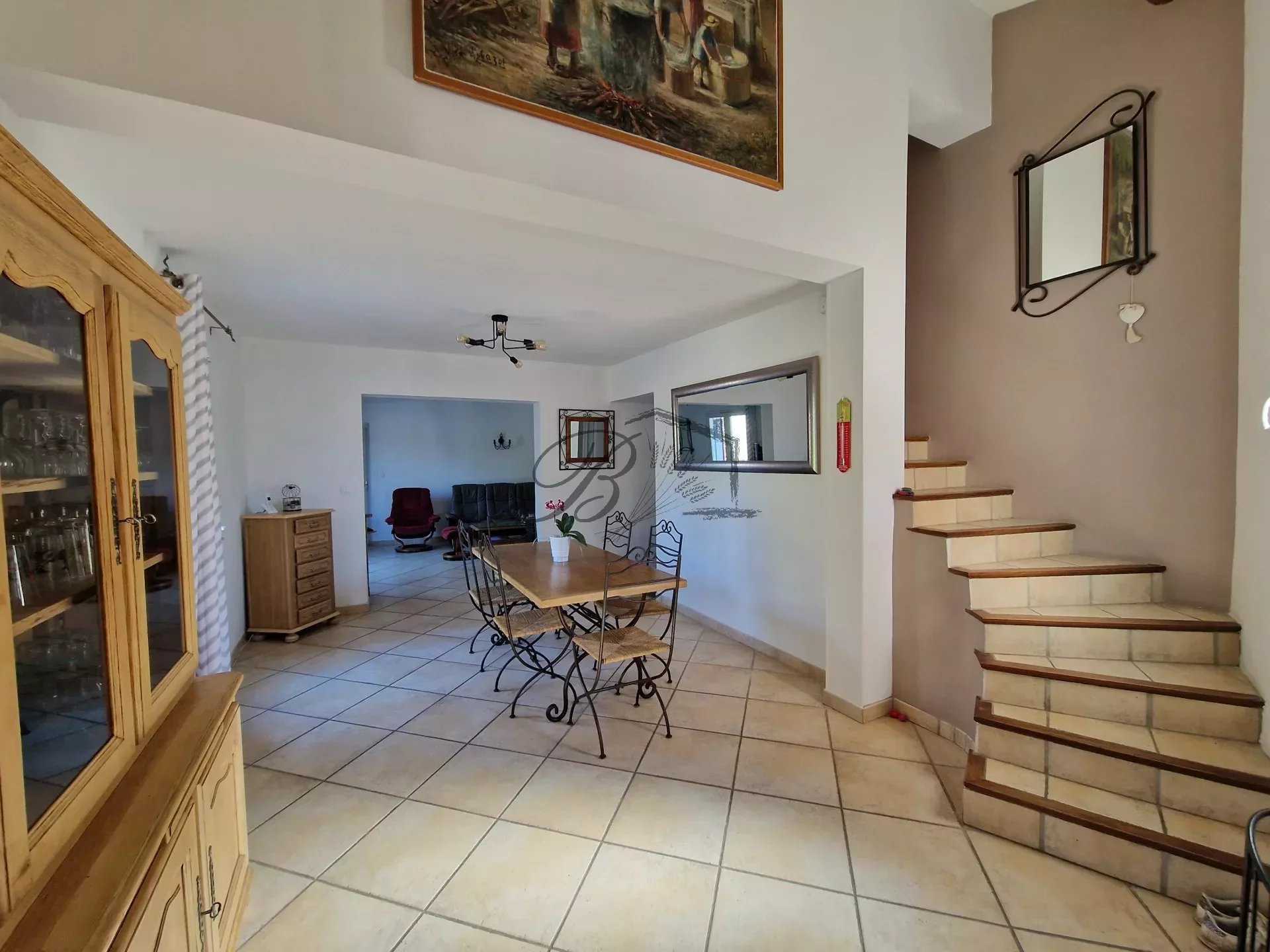 Casa nel Grambois, Provence-Alpes-Cote d'Azur 12088383