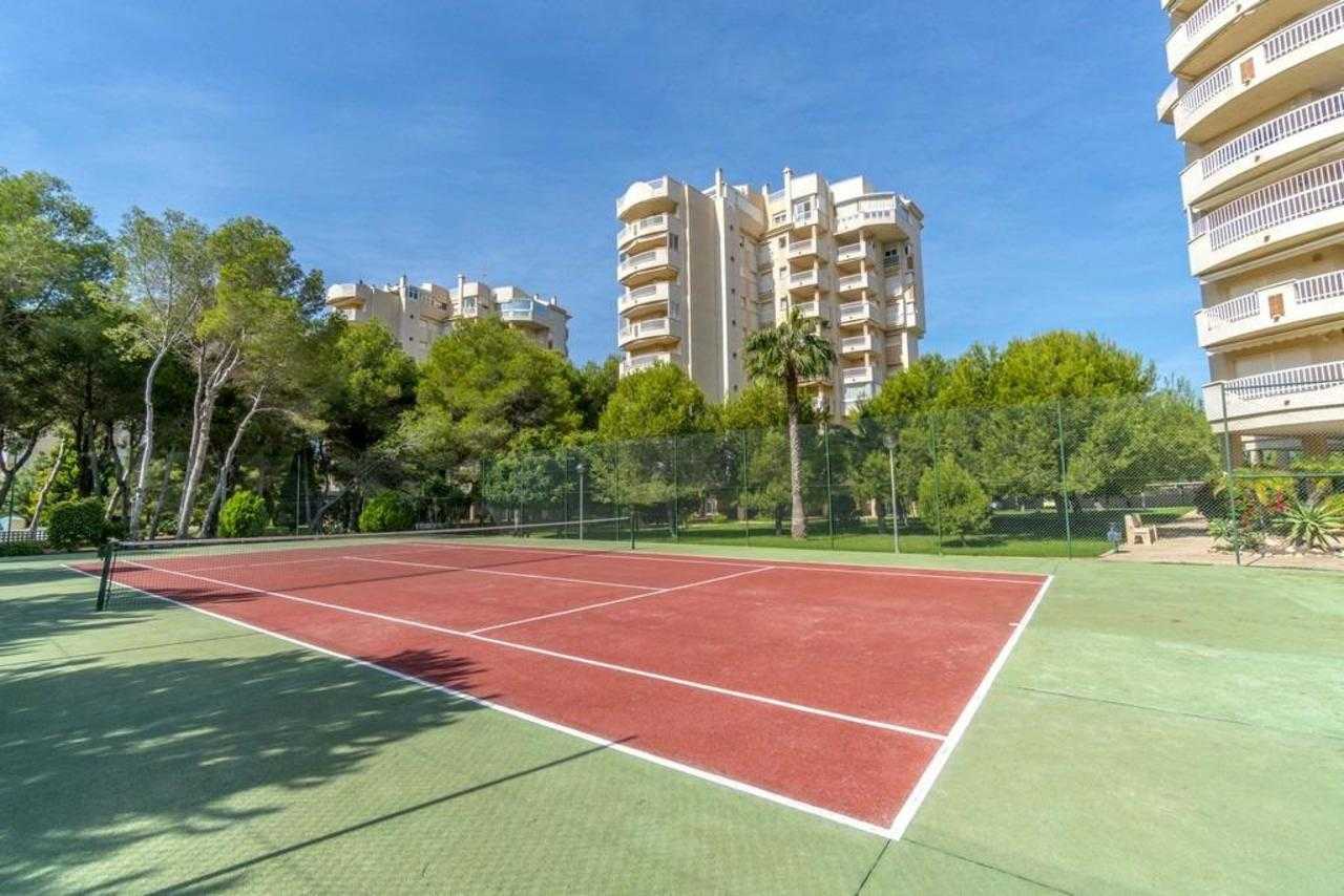 Condominium in Campoamor, Valencia 12089034