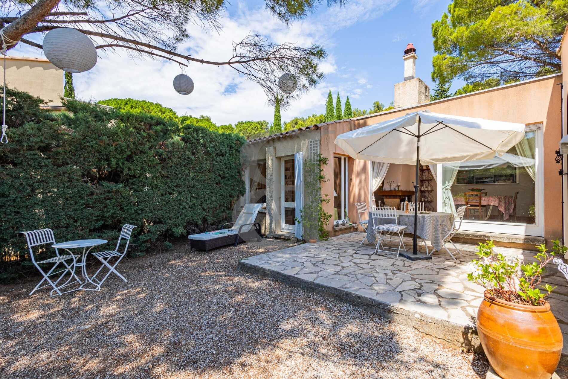 Huis in Les Baux-de-Provence, Provence-Alpes-Côte d'Azur 12089658