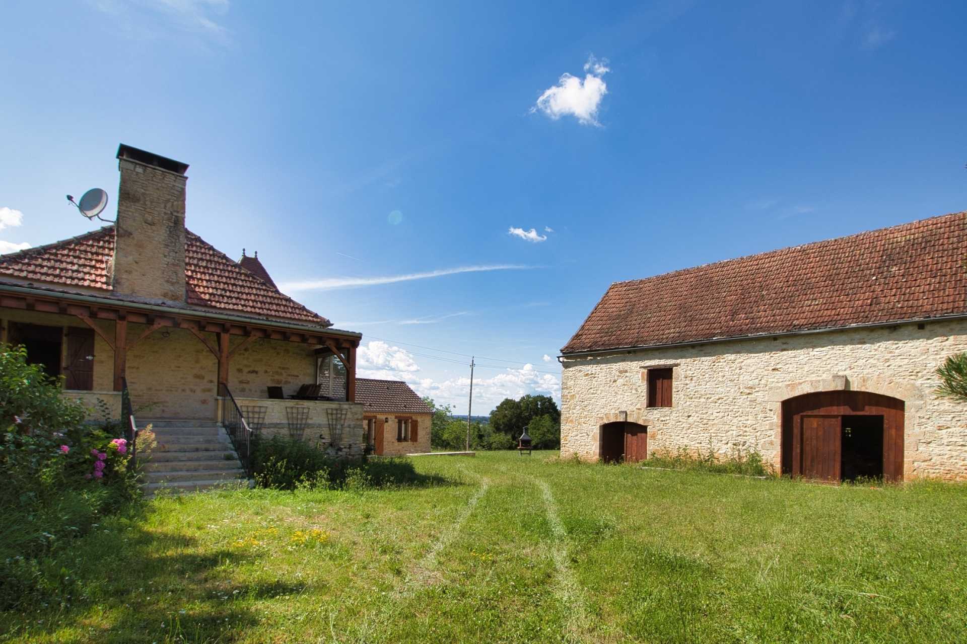 Hus i Sarlat-la-Canéda, Nouvelle-Aquitaine 12089676