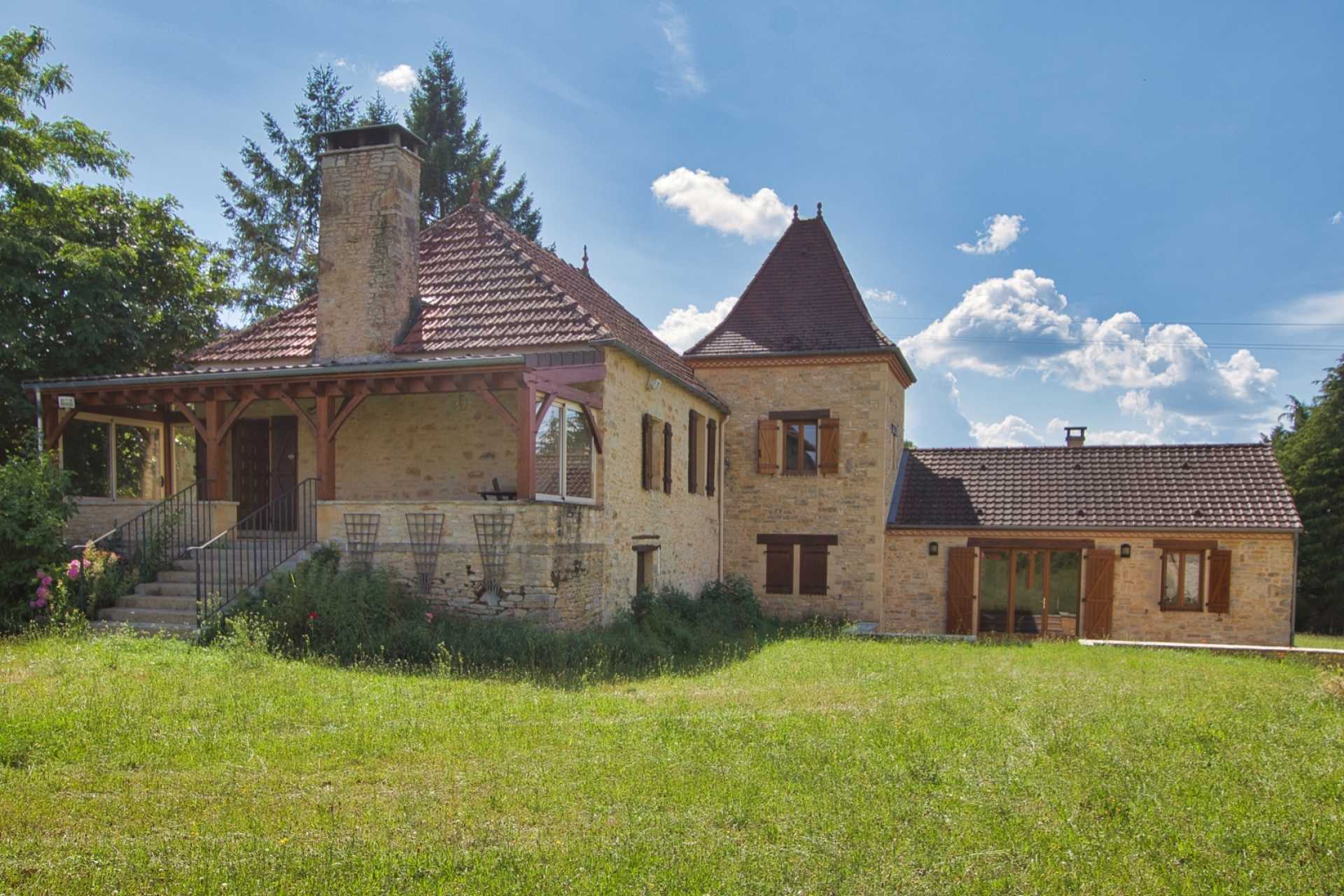 Huis in Sarlat-la-Caneda, Nouvelle-Aquitanië 12089676