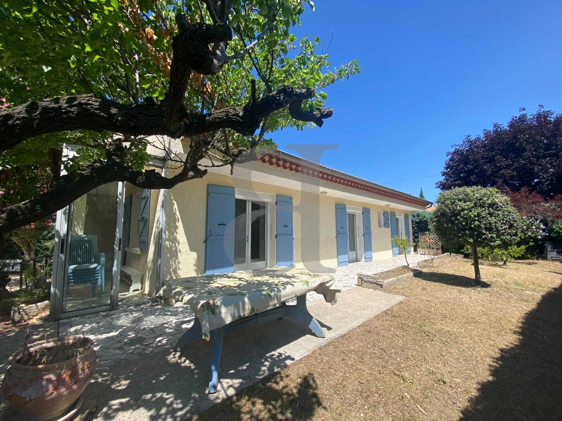 Huis in Valreas, Provence-Alpes-Côte d'Azur 12089682