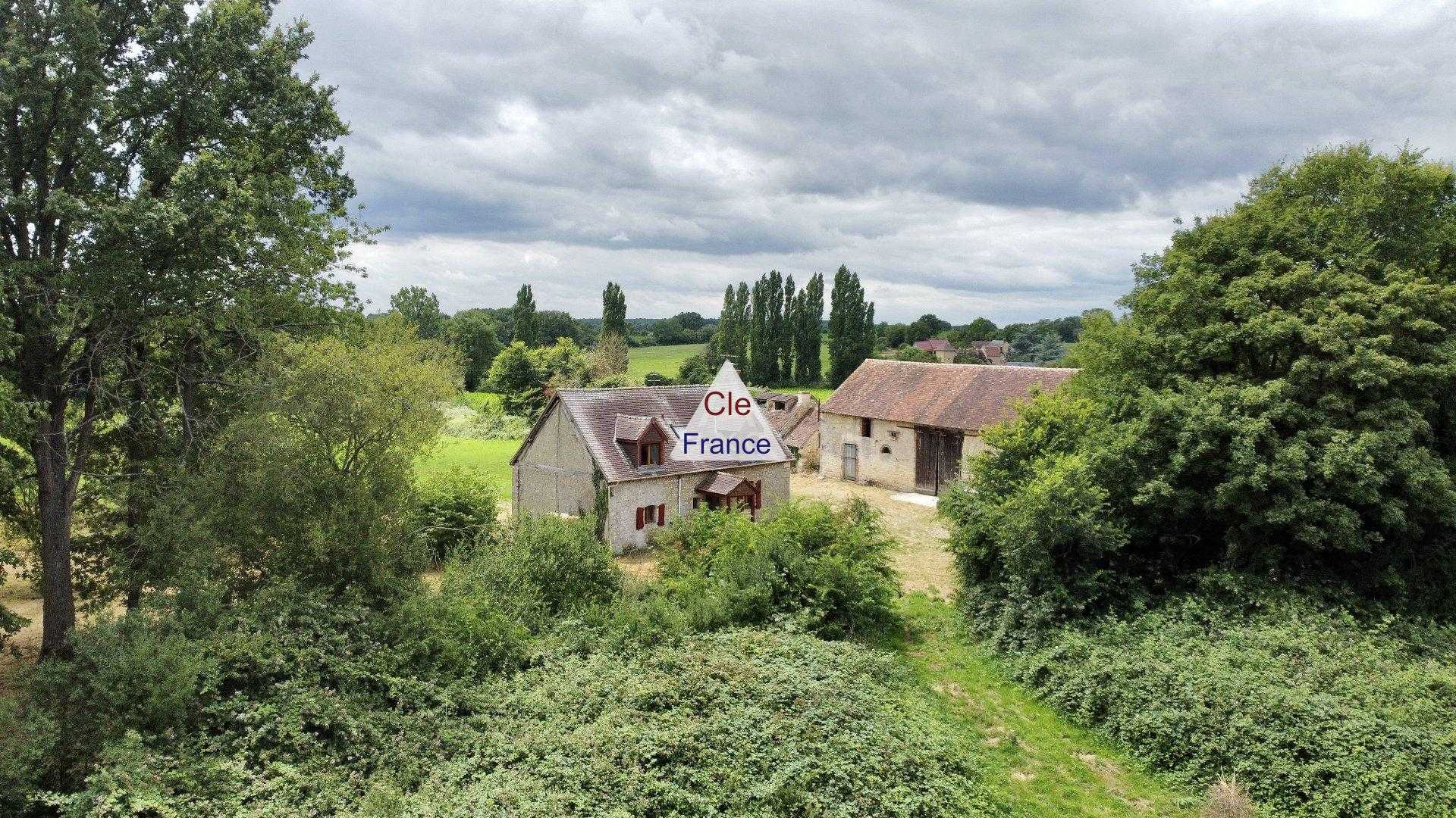 House in Saint-Léger-sur-Sarthe, Normandie 12089727