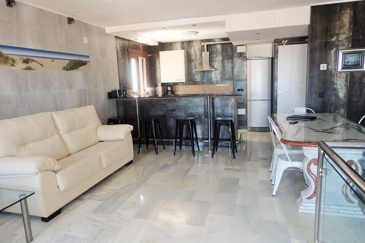 Condominium in , Andalusia 12089979