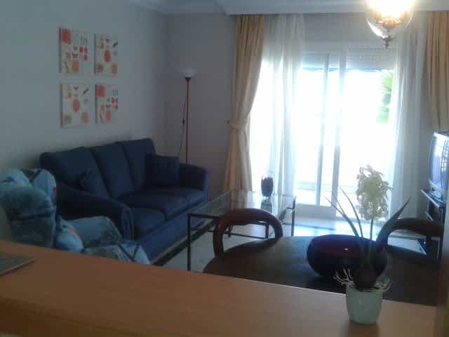 Condominium in El Angel, Andalusia 12089981