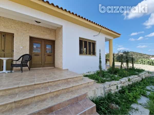 House in Pyrgos, Larnaka 12090736