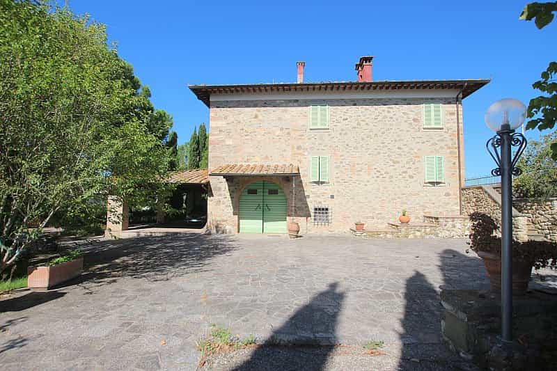 بيت في Terricciola, Tuscany 12091083