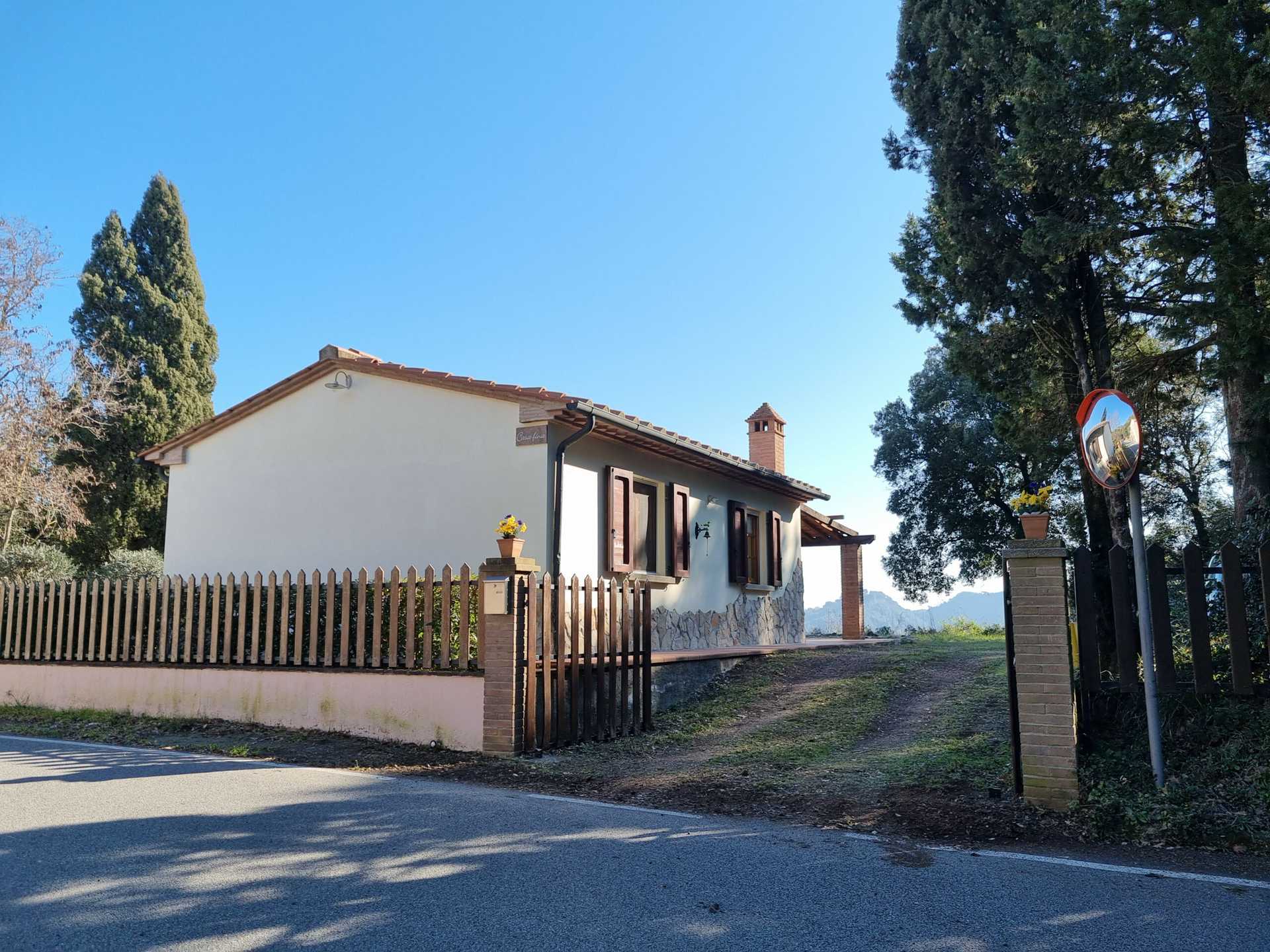 Dom w Pomarance, Tuscany 12091084