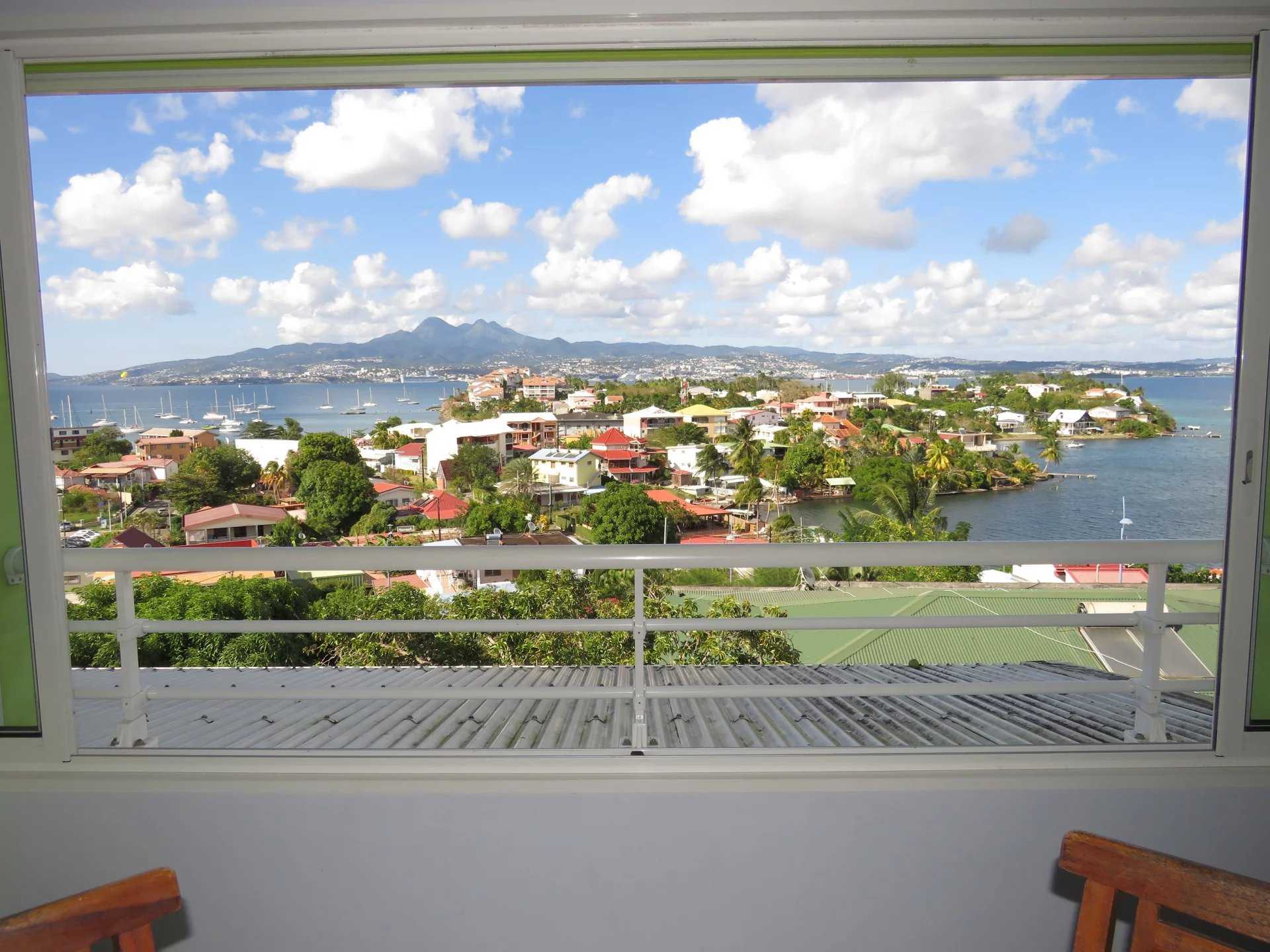 公寓 在 Les Trois-Îlets, Martinique 12091104