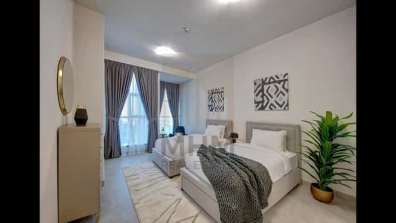 公寓 在 Dubai, Dubai 12091427