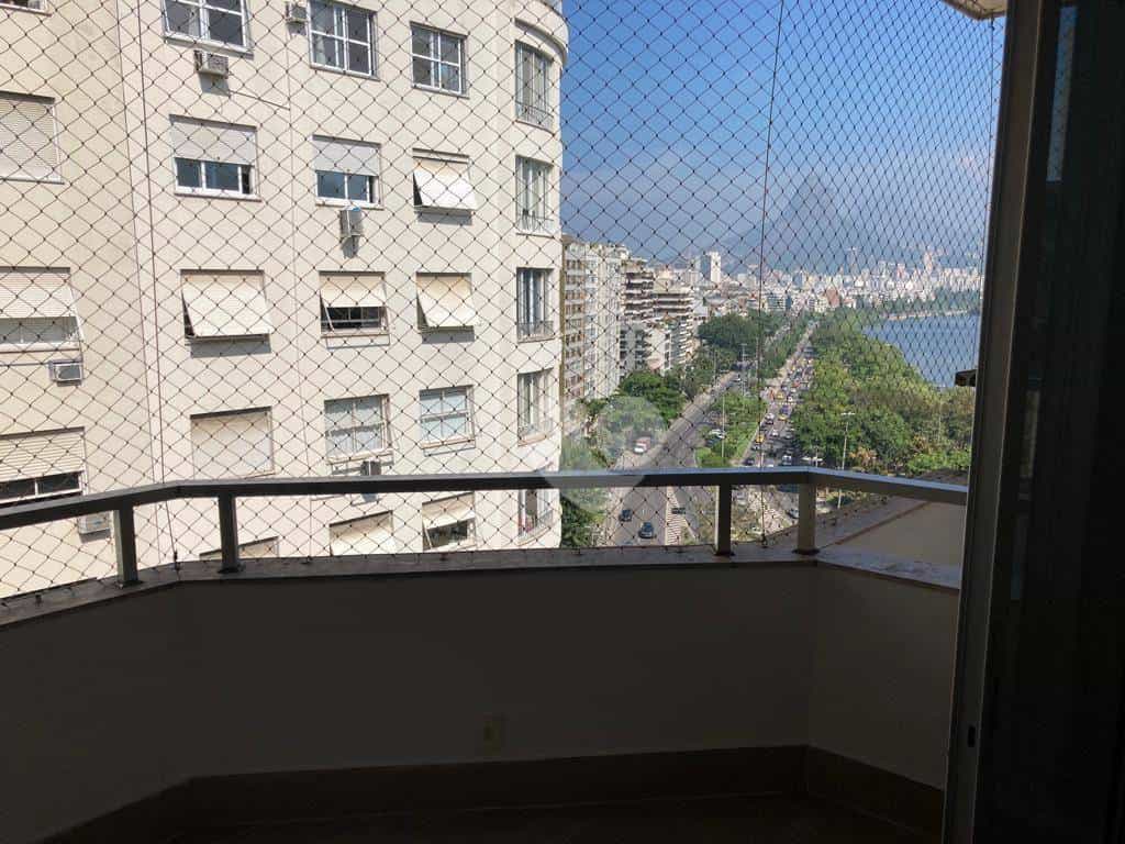 Condominium in , Rio de Janeiro 12091674