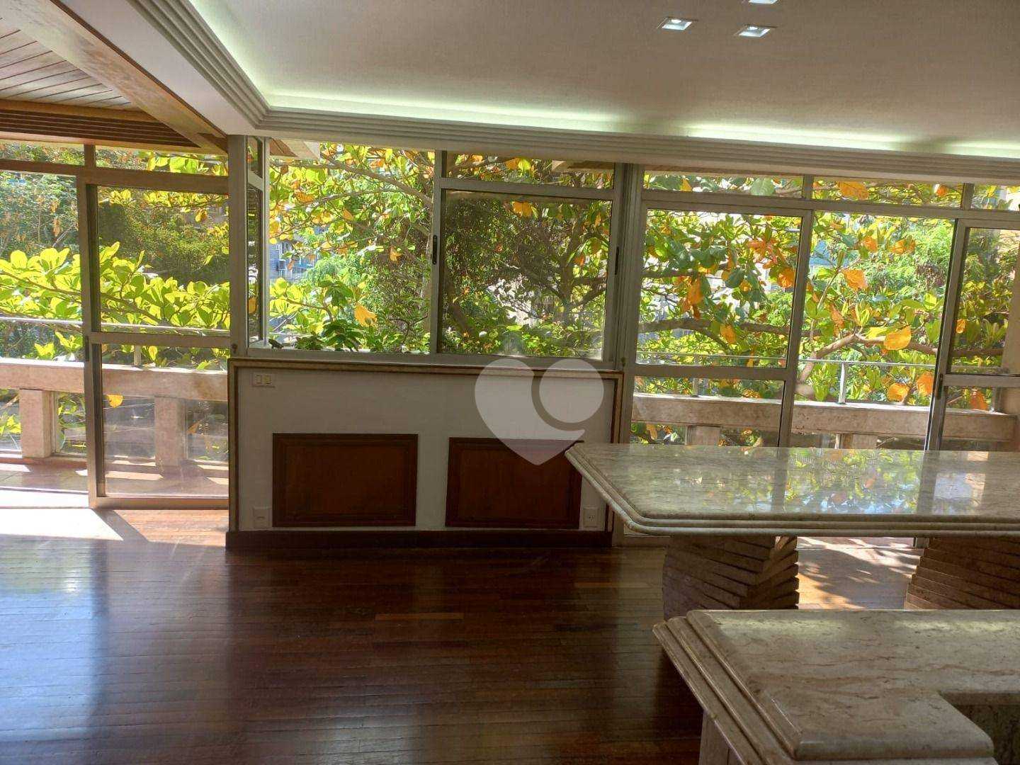 Condominium in Lagoa, Rio de Janeiro 12091779