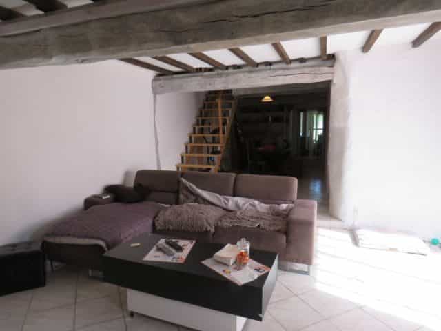 Talo sisään Bezues-Bajon, Occitanie 12092433