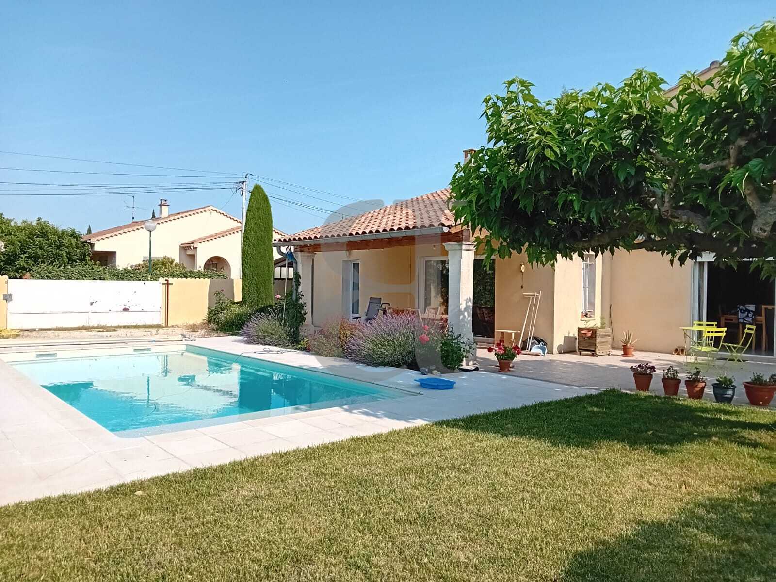 Huis in Valréas, Provence-Alpes-Côte d'Azur 12092443