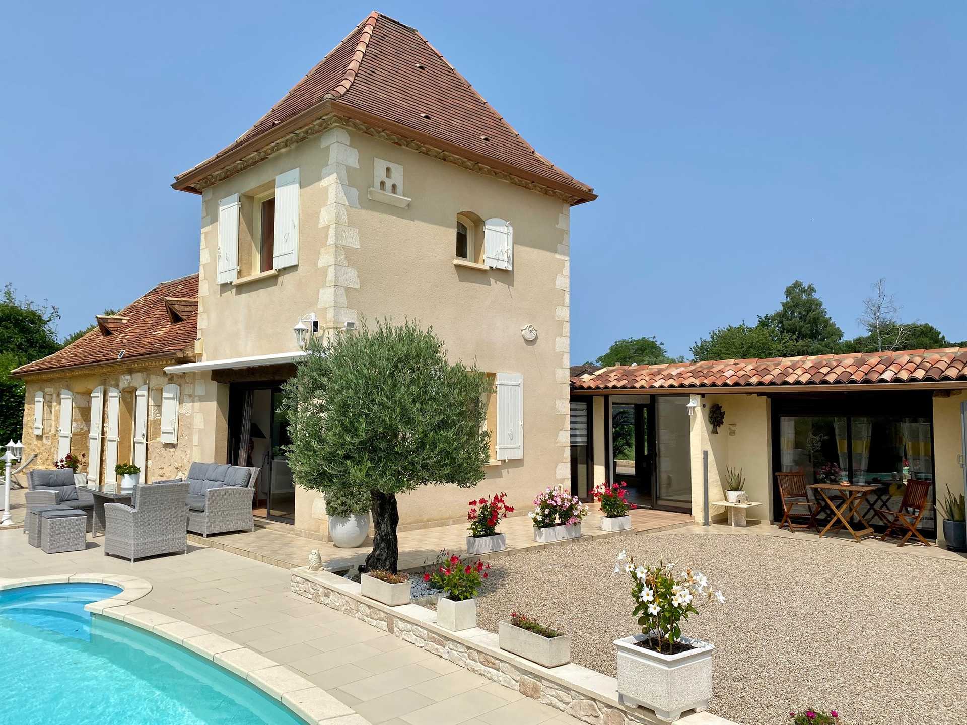 House in Bergerac, Nouvelle-Aquitaine 12092482