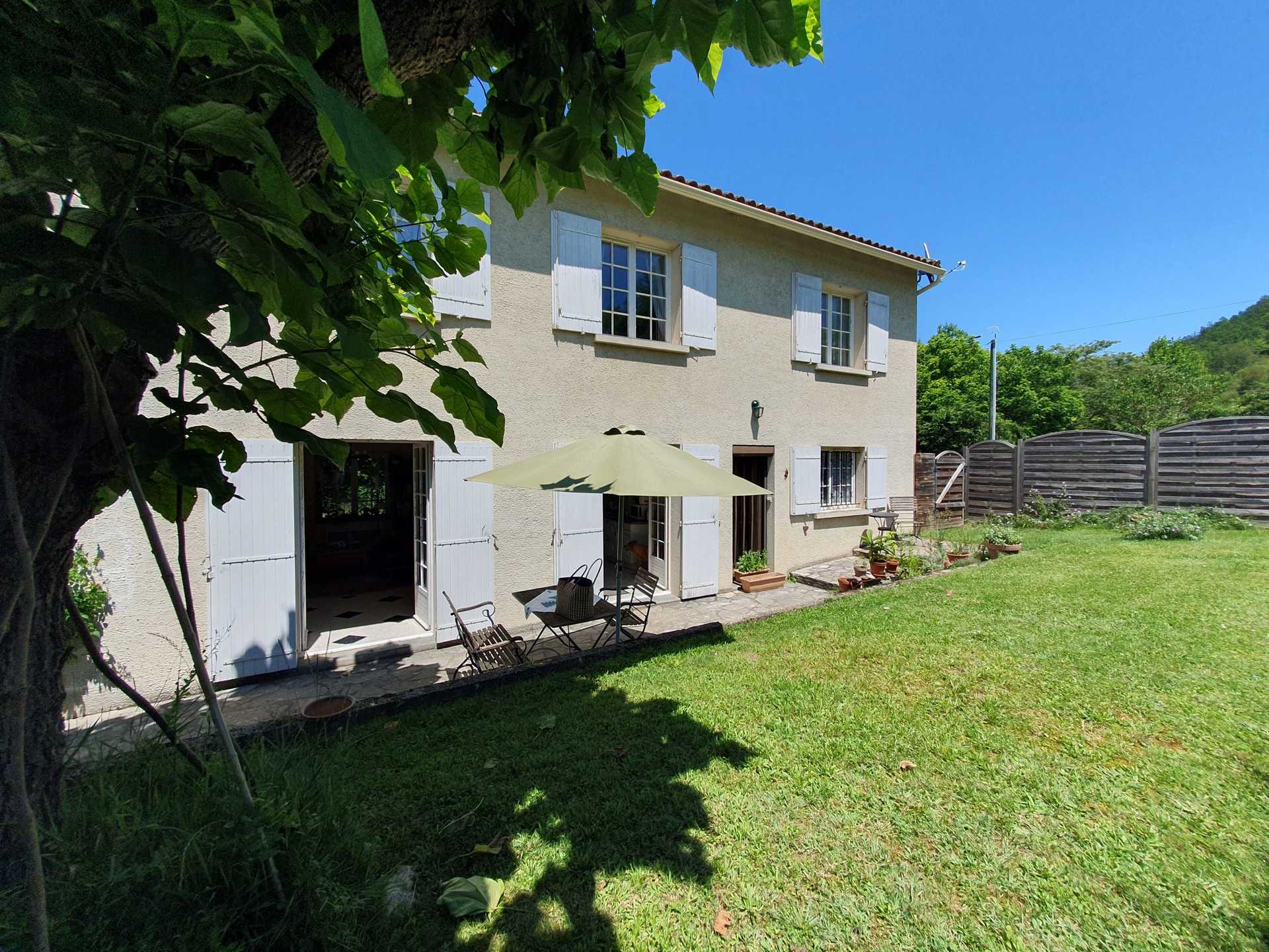 Haus im Badefols-sur-Dordogne, Nouvelle-Aquitaine 12092483