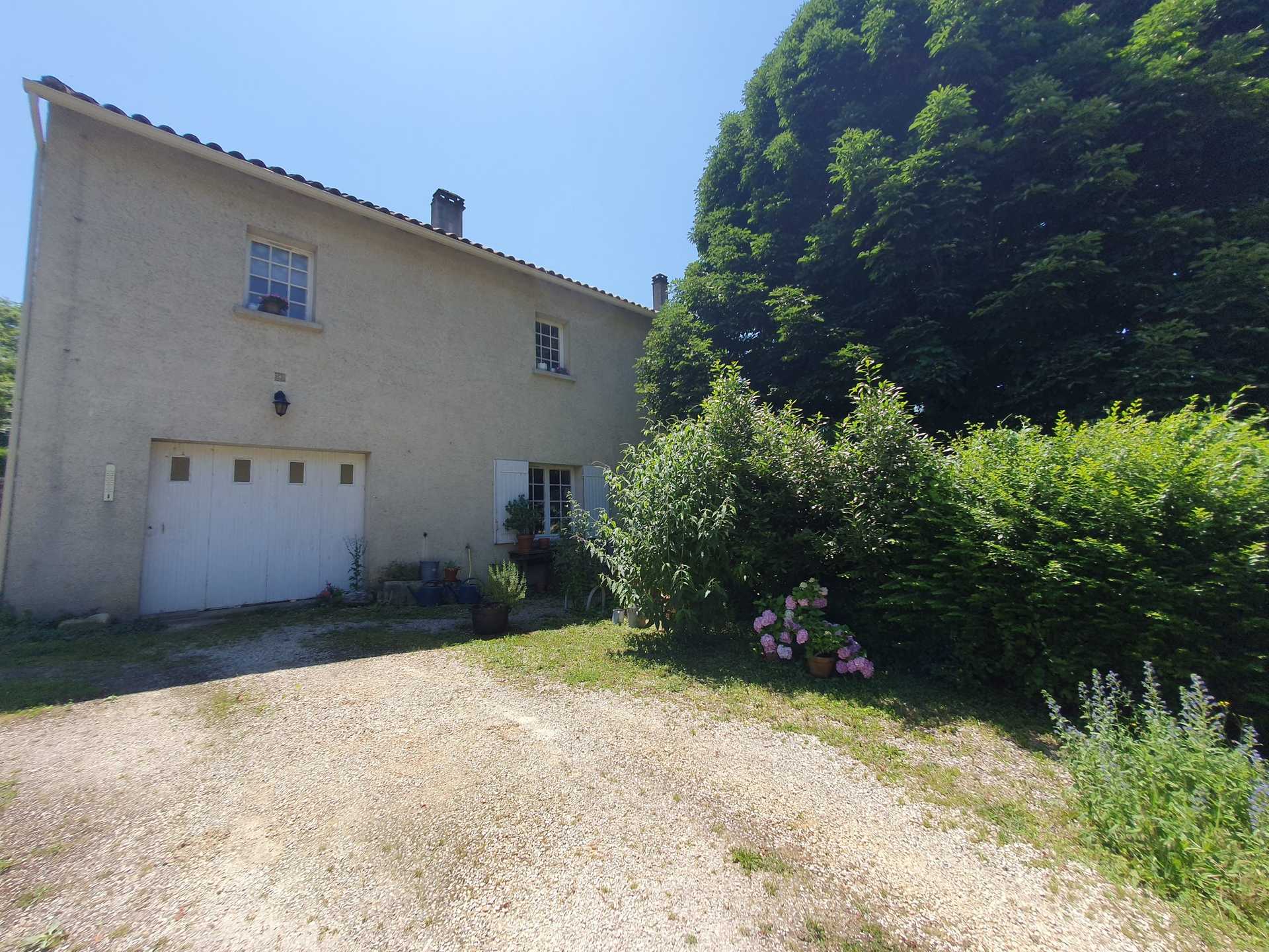 Haus im Badefols-sur-Dordogne, Nouvelle-Aquitaine 12092483