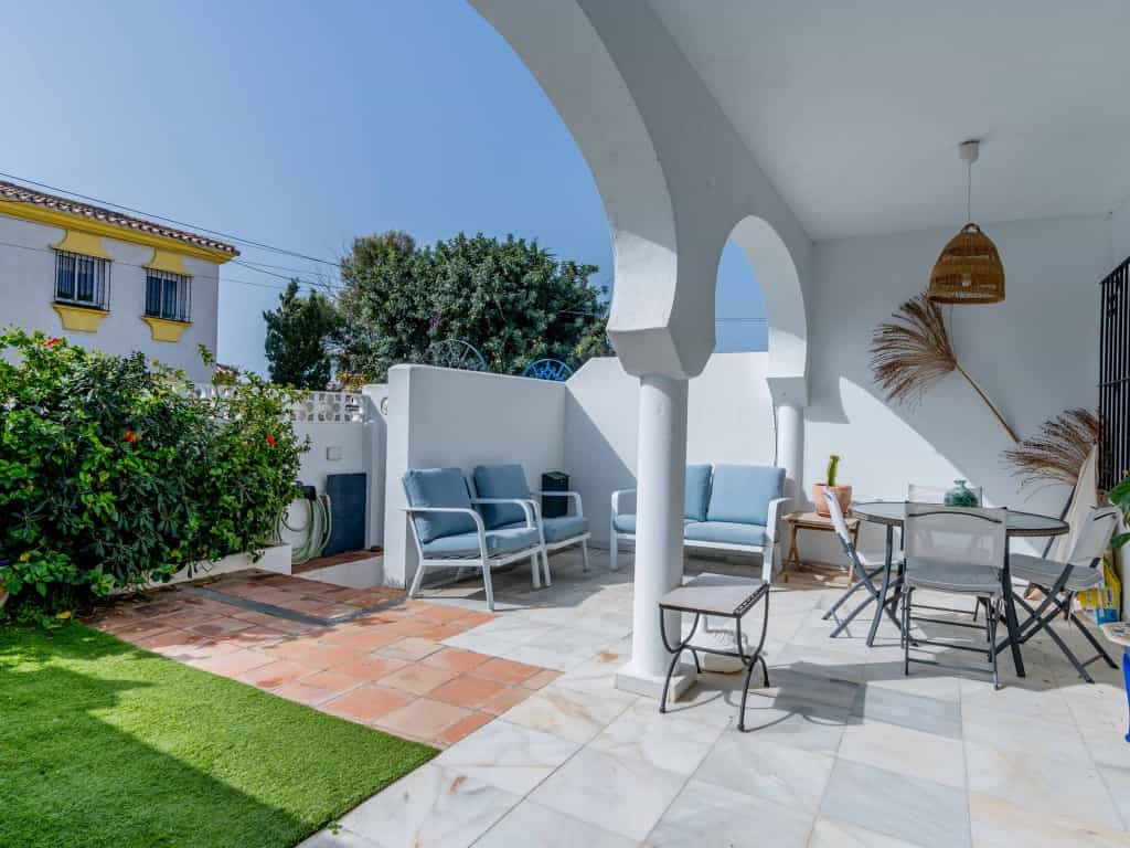 House in Marbella, Andalusia 12093278