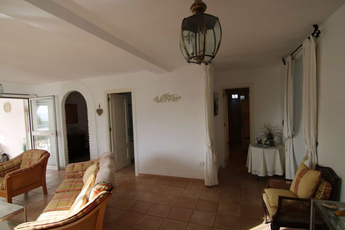 Dom w , Andalucía 12093304