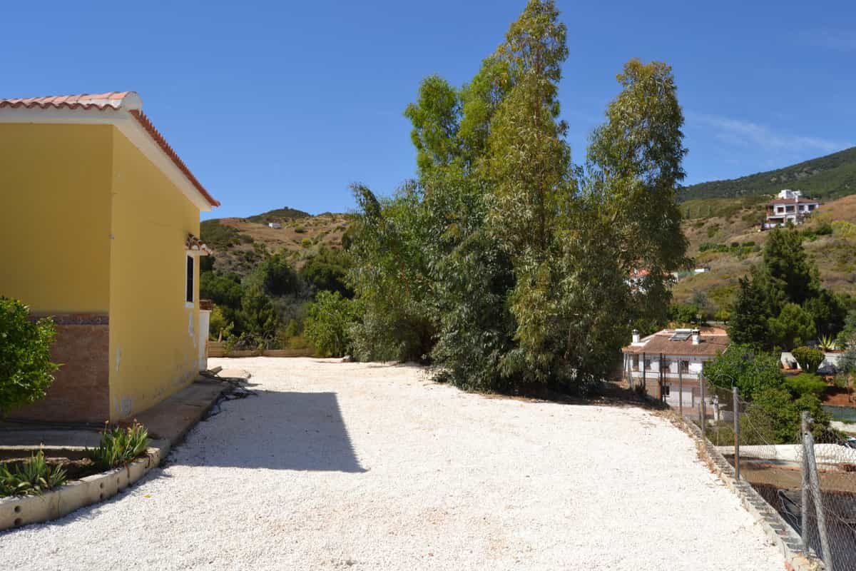House in , Andalucía 12093595