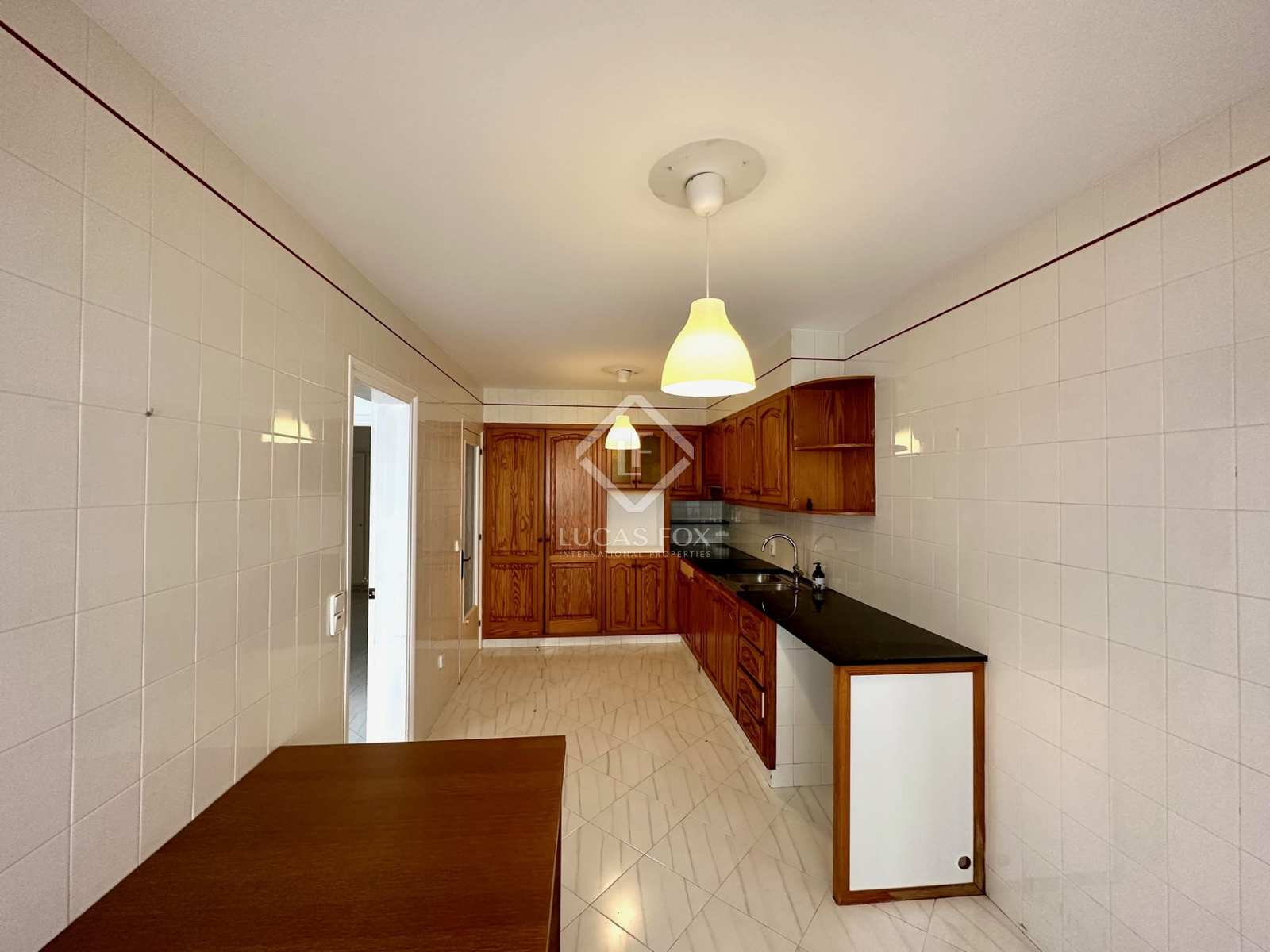 Condominium in Ferrerias, Balearic Islands 12094516