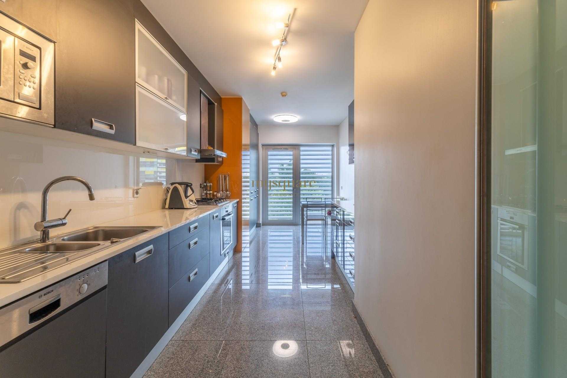 Condominium in Vila Nova de Gaia, Porto 12094676