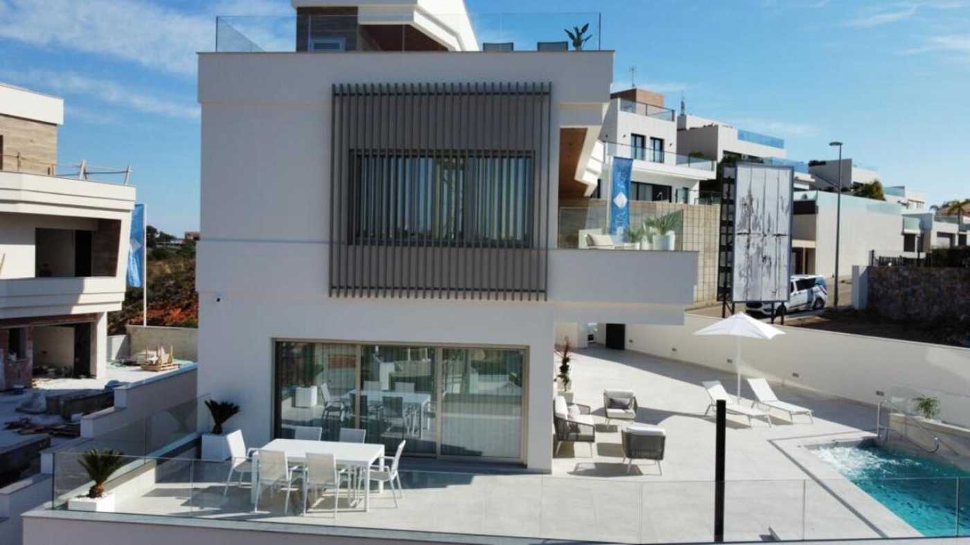 Будинок в Almoradí, Comunidad Valenciana 12094785