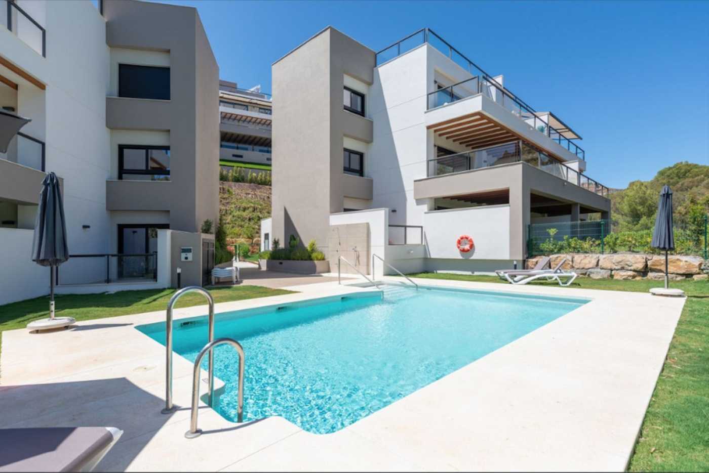 Condominium in El Angel, Andalusia 12094825