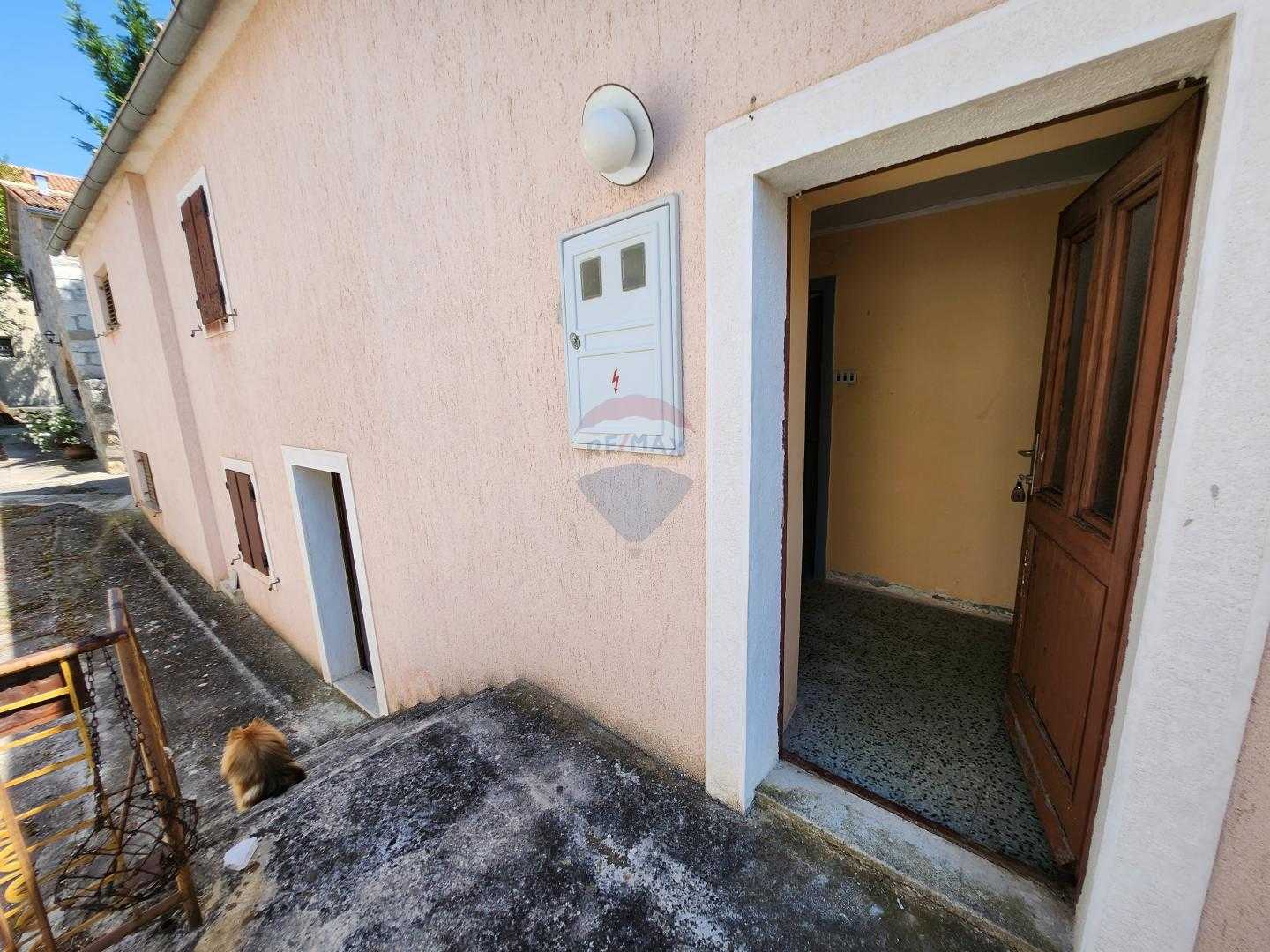 Dom w Roč, Istarska županija 12095654