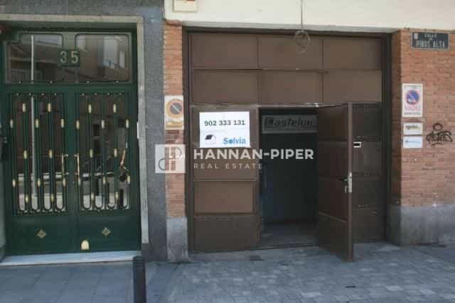 Роздрібна торгівля в Тетуан, Мадрид 12096366