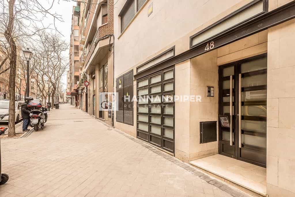 Розничная торговля в Мадрид, Мадрид 12096371