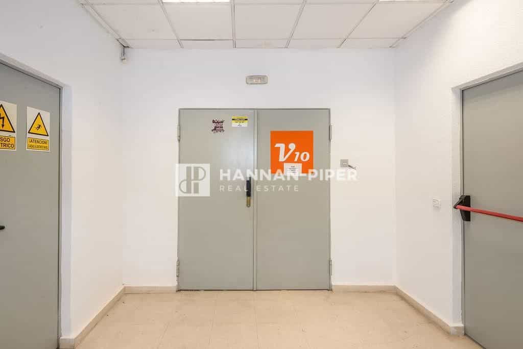 Office in Villaverde, Madrid 12096382