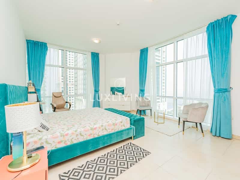 Condominium in Dubai, Dubai 12096691