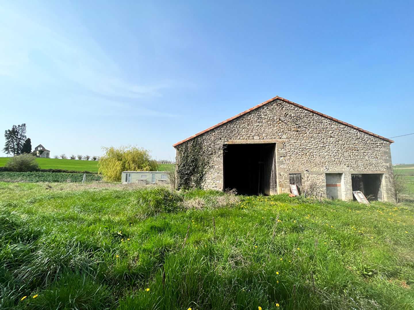 집 에 Monflanquin, Nouvelle-Aquitaine 12097246