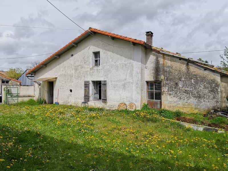 casa no Sauzé-Vaussais, Nouvelle-Aquitaine 12097415
