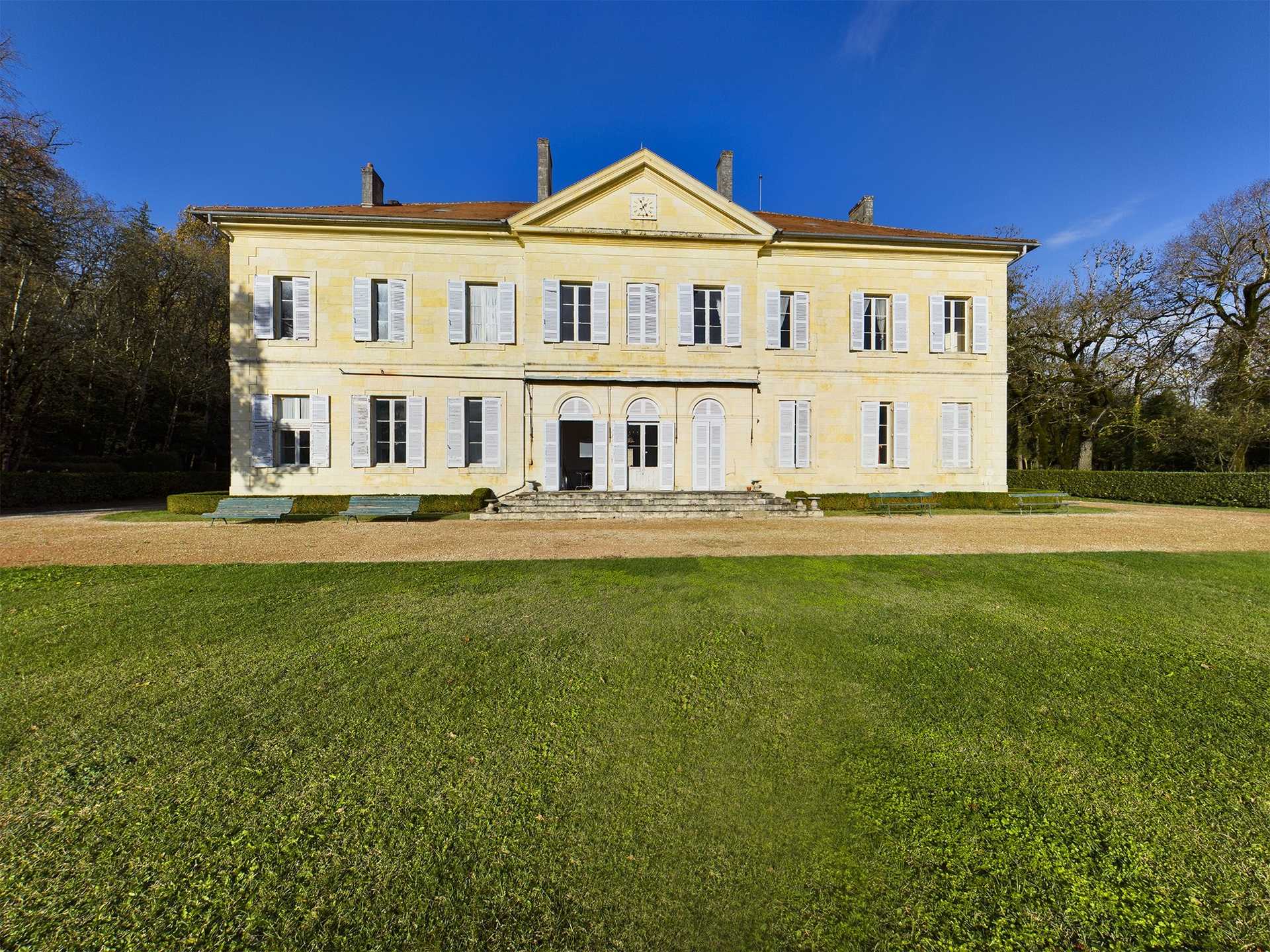 σπίτι σε Périgueux, Nouvelle-Aquitaine 12097417