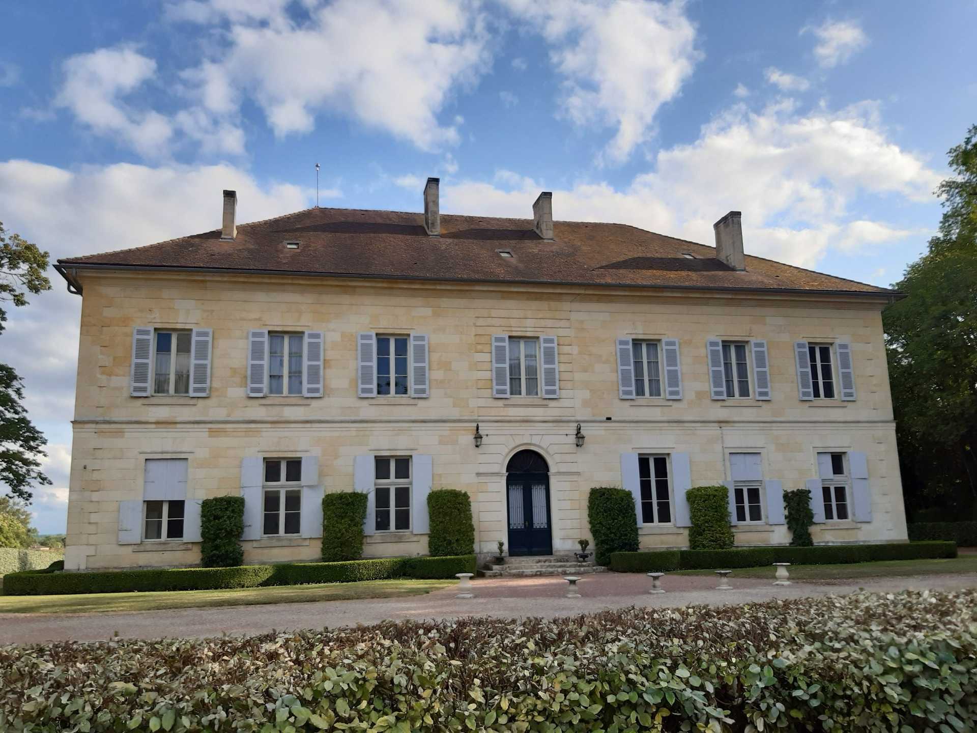 casa no Périgueux, Nouvelle-Aquitaine 12097417